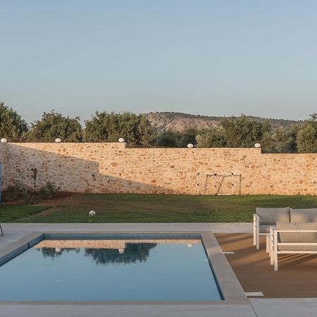 Sfáka Evaero Villas I, Ii, Iii, IV - An Ever-So Inviting Escape, By Thinkvilla מראה חיצוני תמונה