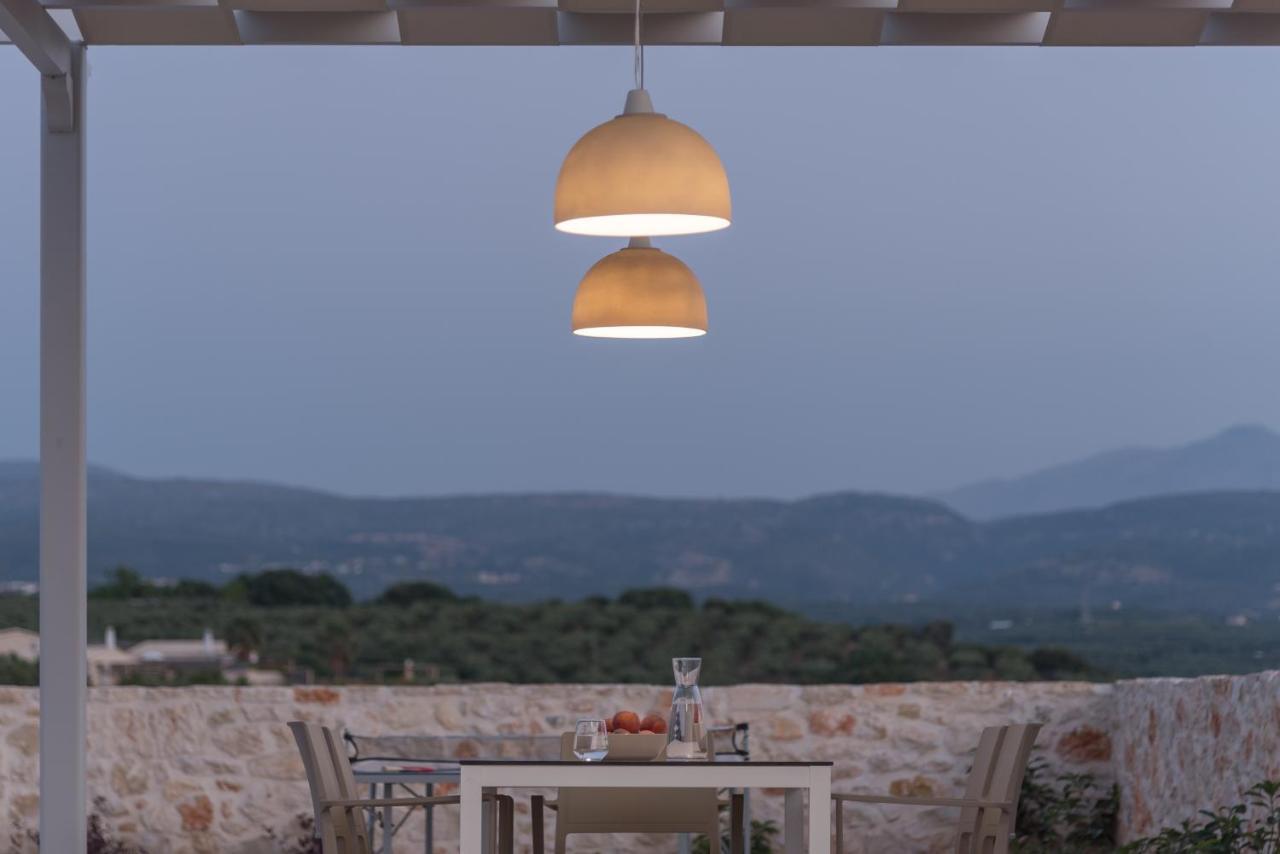 Sfáka Evaero Villas I, Ii, Iii, IV - An Ever-So Inviting Escape, By Thinkvilla מראה חיצוני תמונה