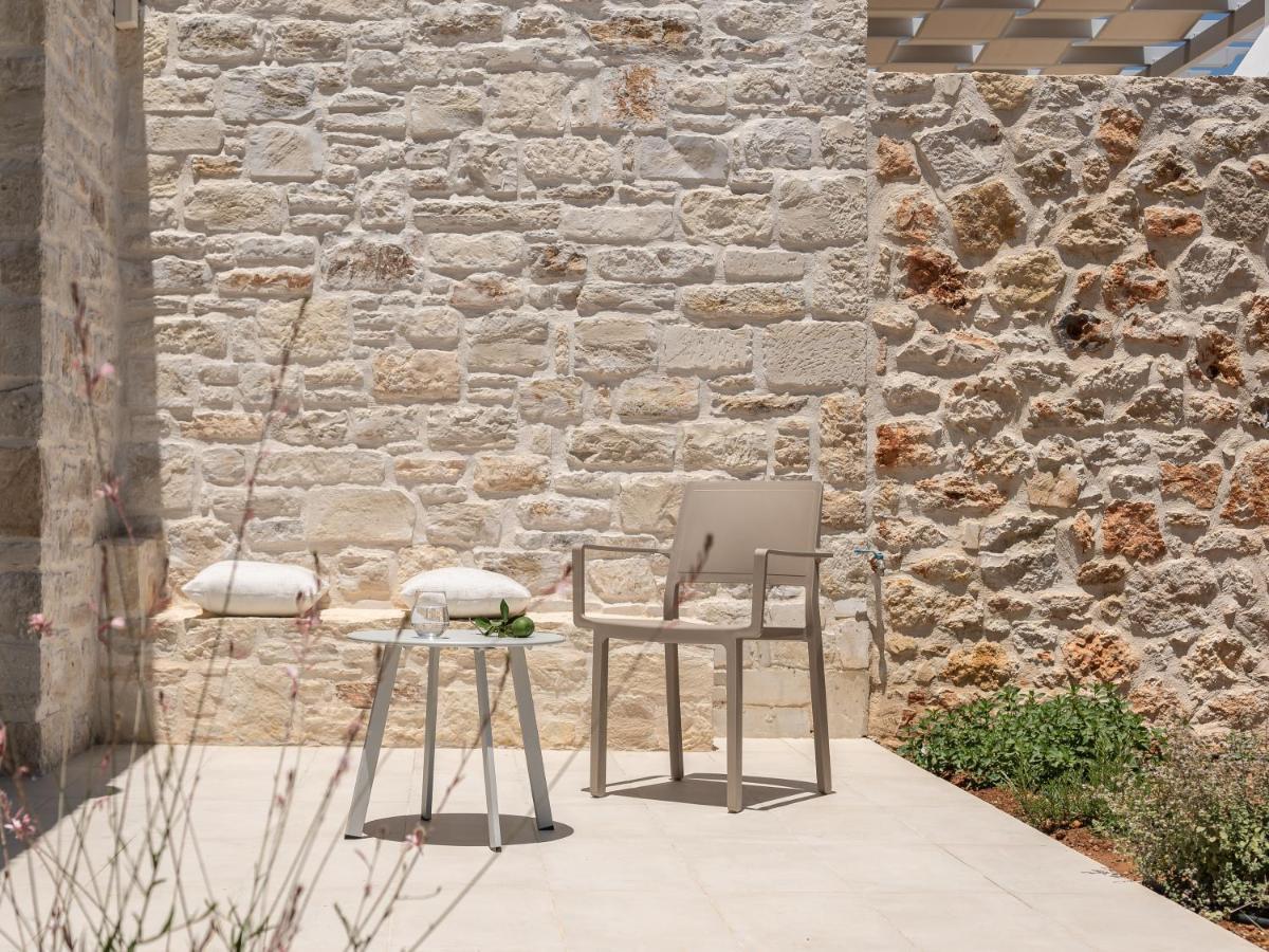 Sfáka Evaero Villas I, Ii, Iii, IV - An Ever-So Inviting Escape, By Thinkvilla מראה חיצוני תמונה