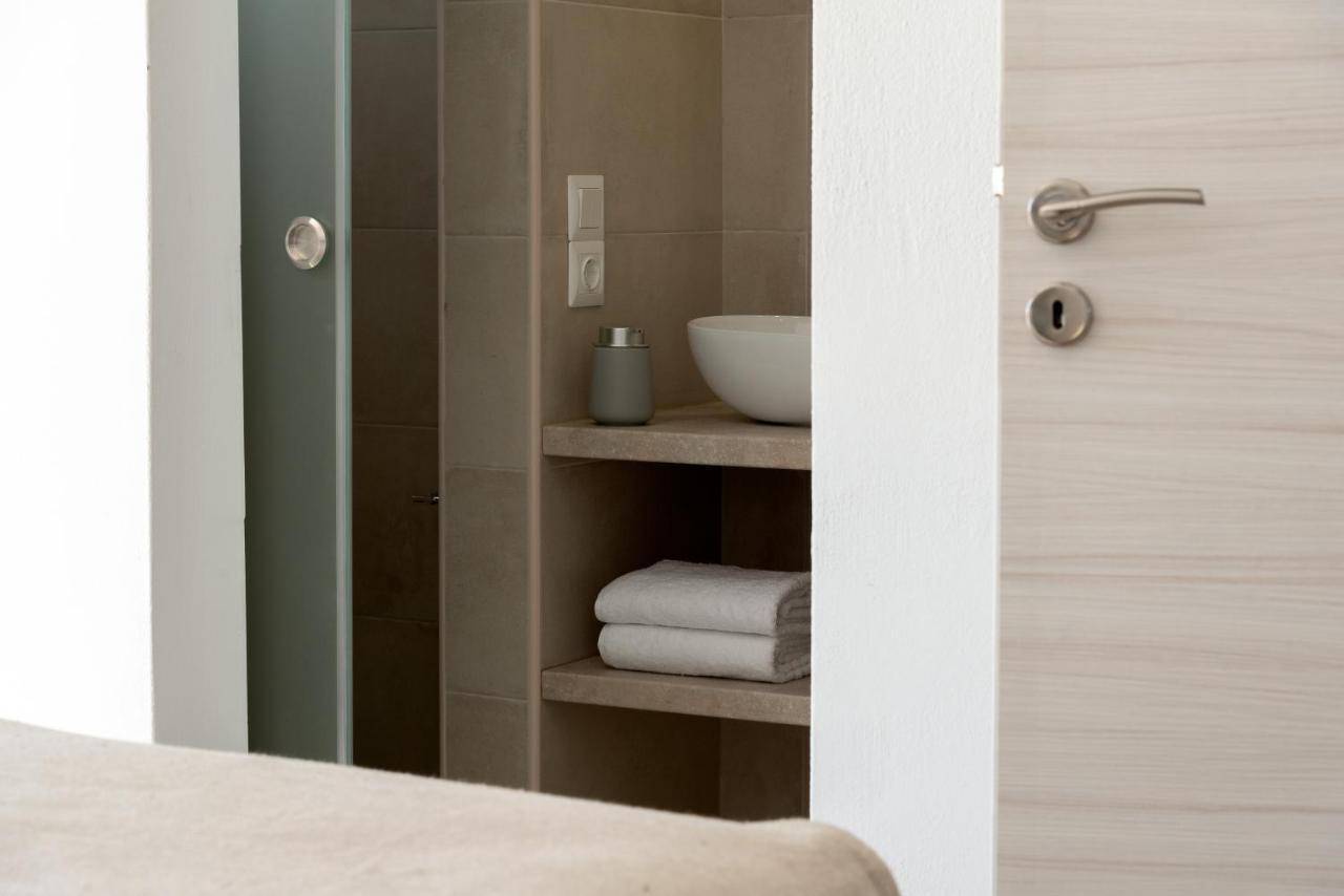 Sfáka Evaero Villas I, Ii, Iii, IV - An Ever-So Inviting Escape, By Thinkvilla מראה חיצוני תמונה