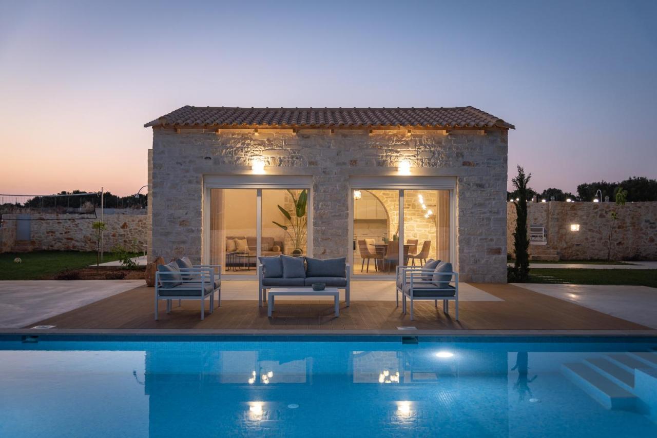 Sfáka Evaero Villas I, Ii, Iii, IV - An Ever-So Inviting Escape, By Thinkvilla מראה חיצוני תמונה