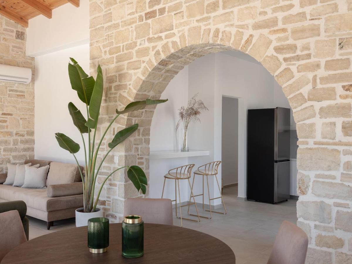 Sfáka Evaero Villas I, Ii, Iii, IV - An Ever-So Inviting Escape, By Thinkvilla מראה חיצוני תמונה