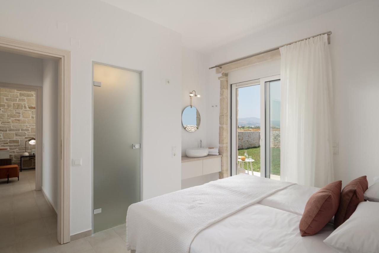 Sfáka Evaero Villas I, Ii, Iii, IV - An Ever-So Inviting Escape, By Thinkvilla מראה חיצוני תמונה